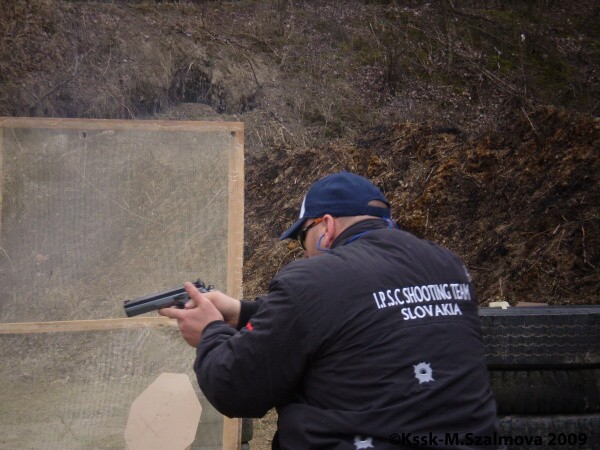 1. kolo KNj ligy v praktickej stre�be