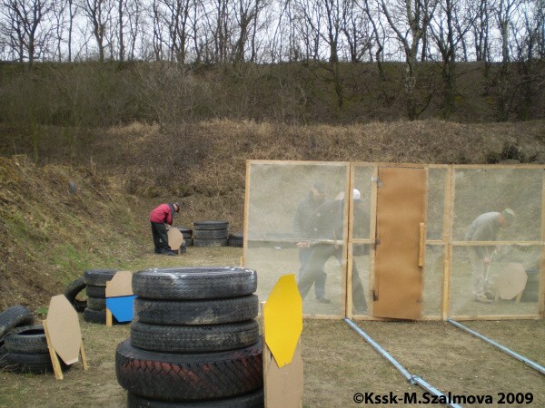 1. kolo KNj ligy v praktickej stre�be