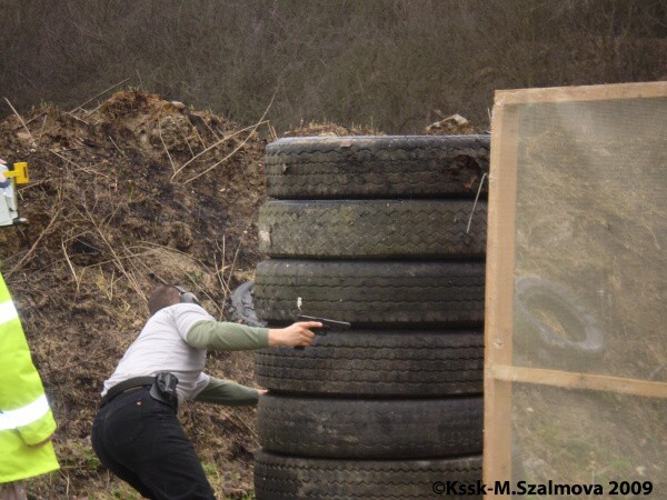 1. kolo KNj ligy v praktickej stre�be