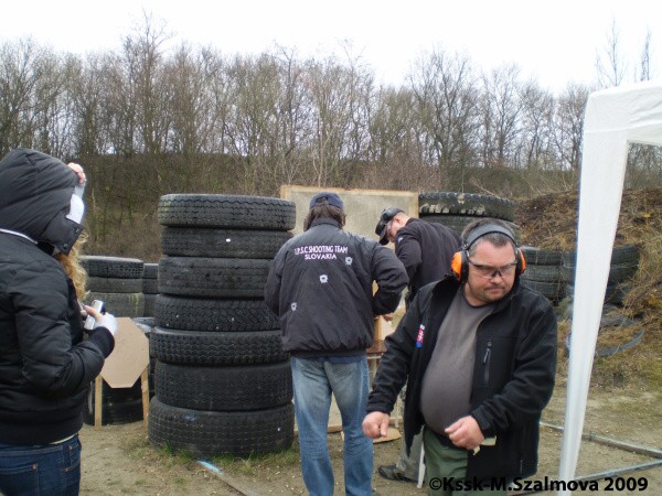 1. kolo KNj ligy v praktickej stre�be