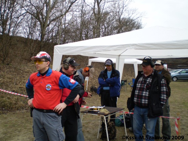 1. kolo KNj ligy v praktickej stre�be