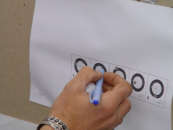 1. kolo KNj ligy v presnej stre�be