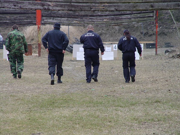 1. kolo KNj ligy v presnej stre�be