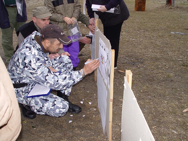 1. kolo KNj ligy v presnej stre�be