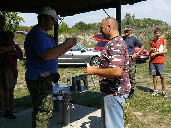 VII. kolo kom�r�anskej ligy v siluetovej stre�be