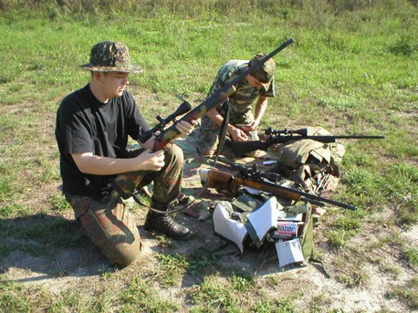 VII. kolo kom�r�anskej ligy v siluetovej stre�be