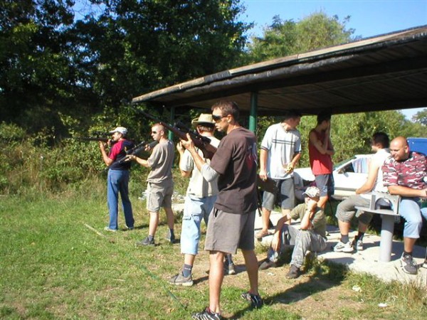 VII. kolo kom�r�anskej ligy v siluetovej stre�be