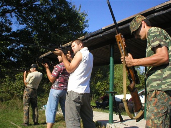 VII. kolo kom�r�anskej ligy v siluetovej stre�be