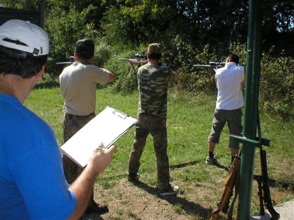 VII. kolo kom�r�anskej ligy v siluetovej stre�be