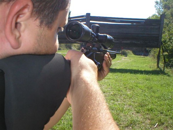 VII. kolo kom�r�anskej ligy v siluetovej stre�be