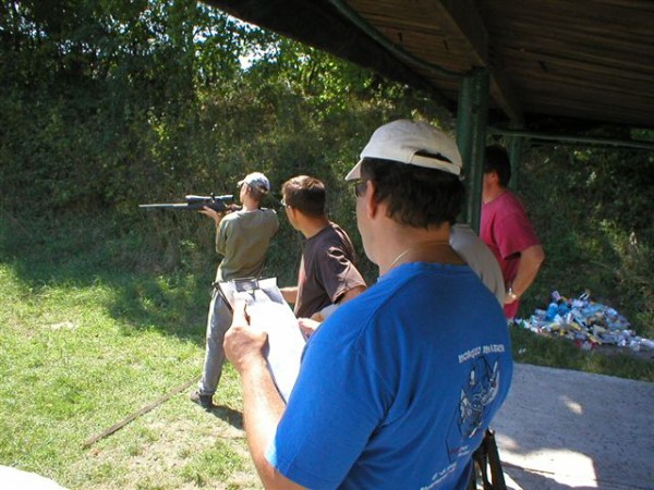 VII. kolo kom�r�anskej ligy v siluetovej stre�be