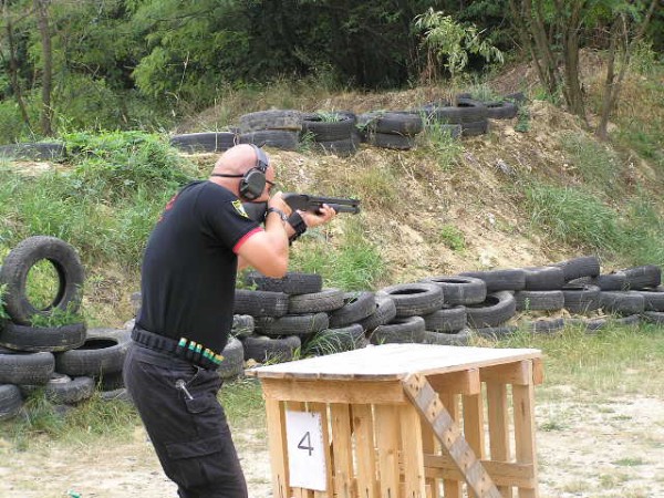 Extraliga Tren��n + brokovnica