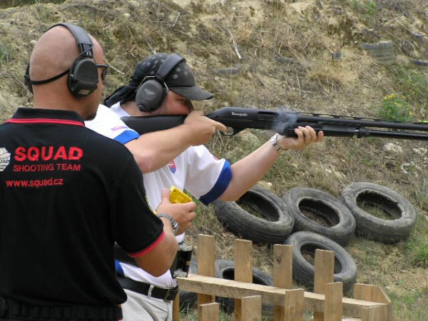 Extraliga Tren��n + brokovnica