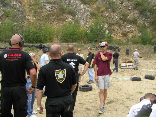 Extraliga Tren��n + brokovnica