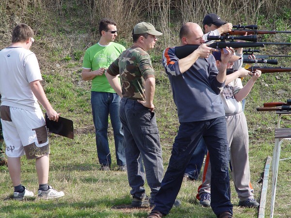 2. kolo KN ligy silueta